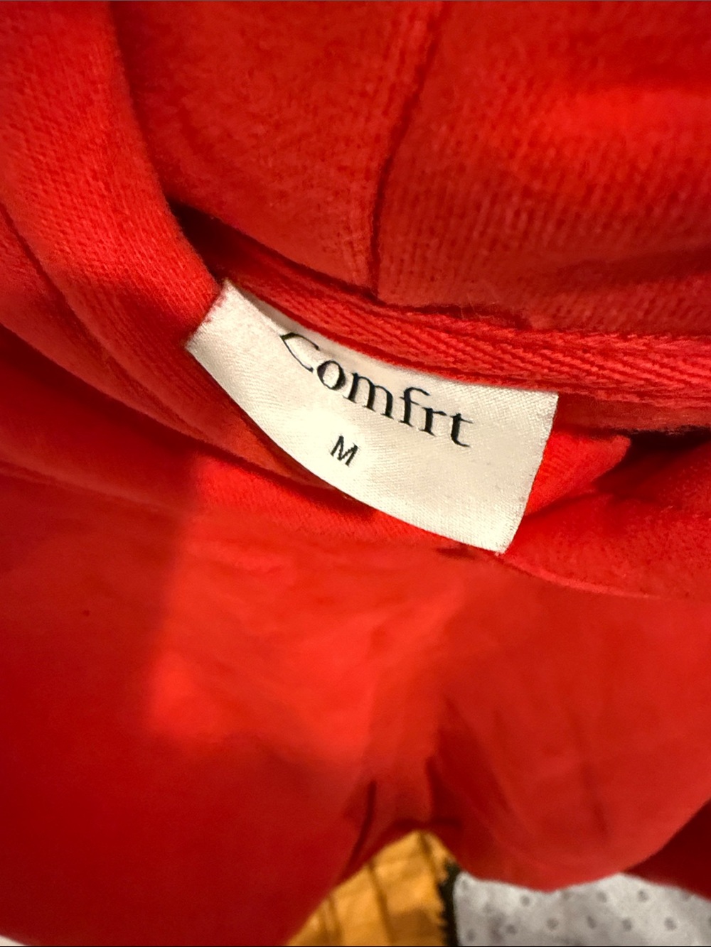Red Comfrt pullover hoodie size M - Picture 2 of 3
